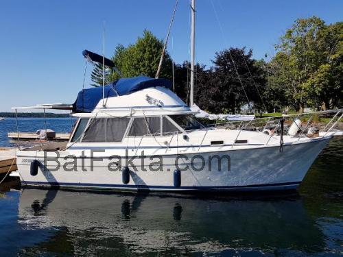 Bayliner 3270 Motoryacht tekniska specifikationer 
